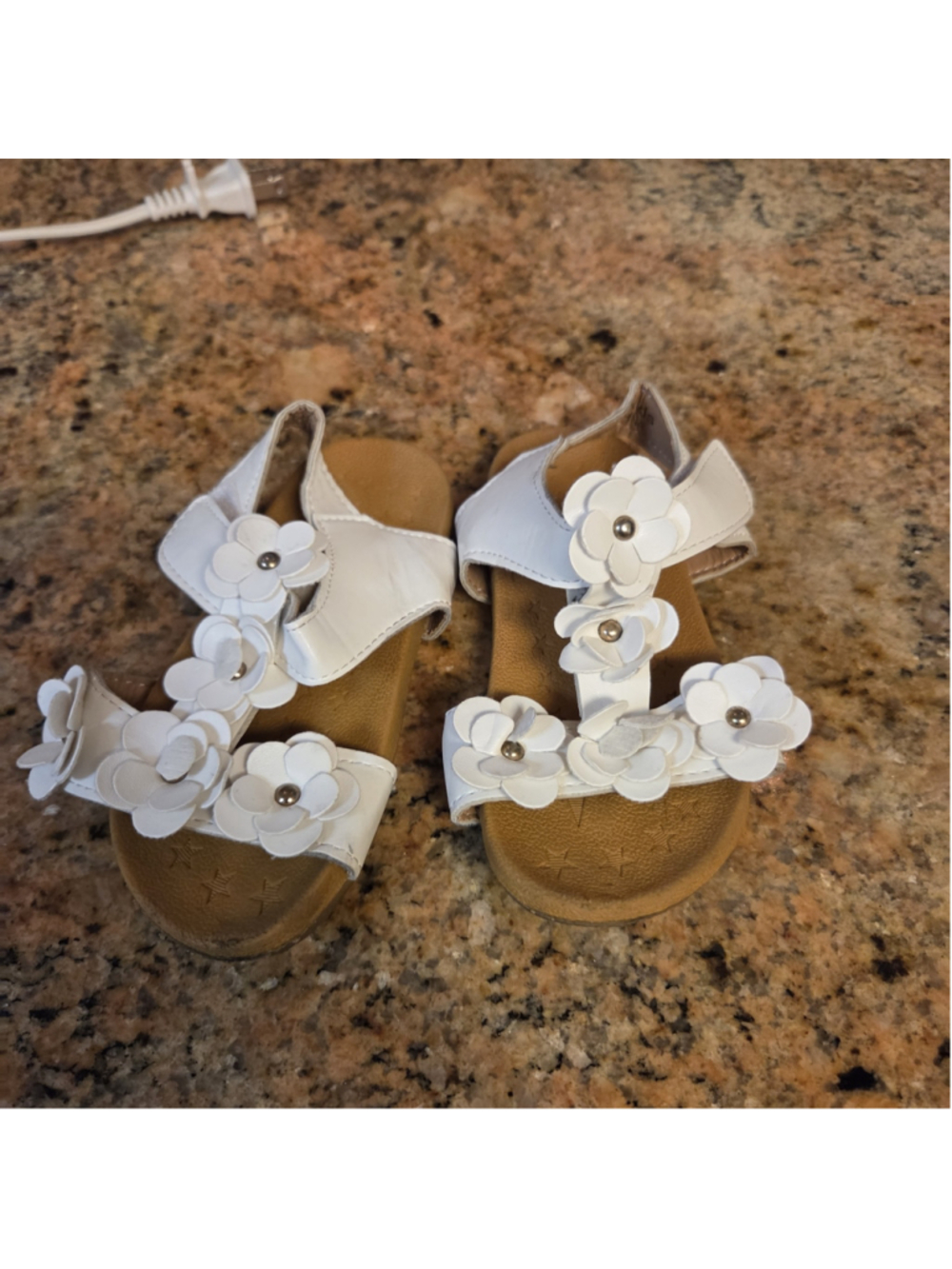 Girls Comfy Kids White Floral Sandals Size 9 Toddler